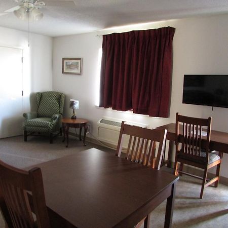 Douglas Inn & Suites, Blue Ridge, Ga Exteriör bild