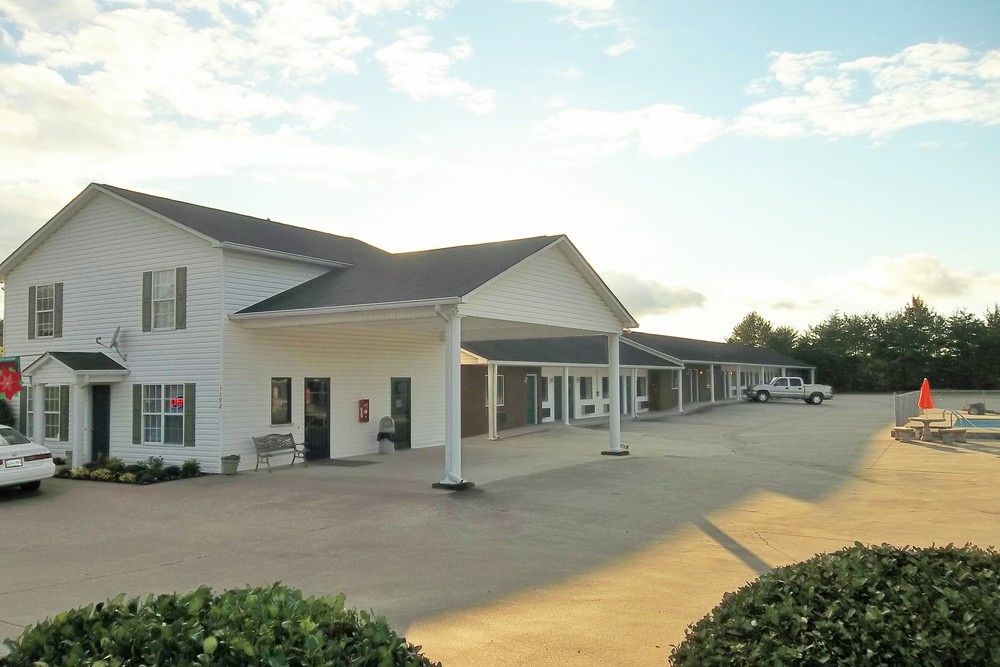 Douglas Inn & Suites, Blue Ridge, Ga Exteriör bild
