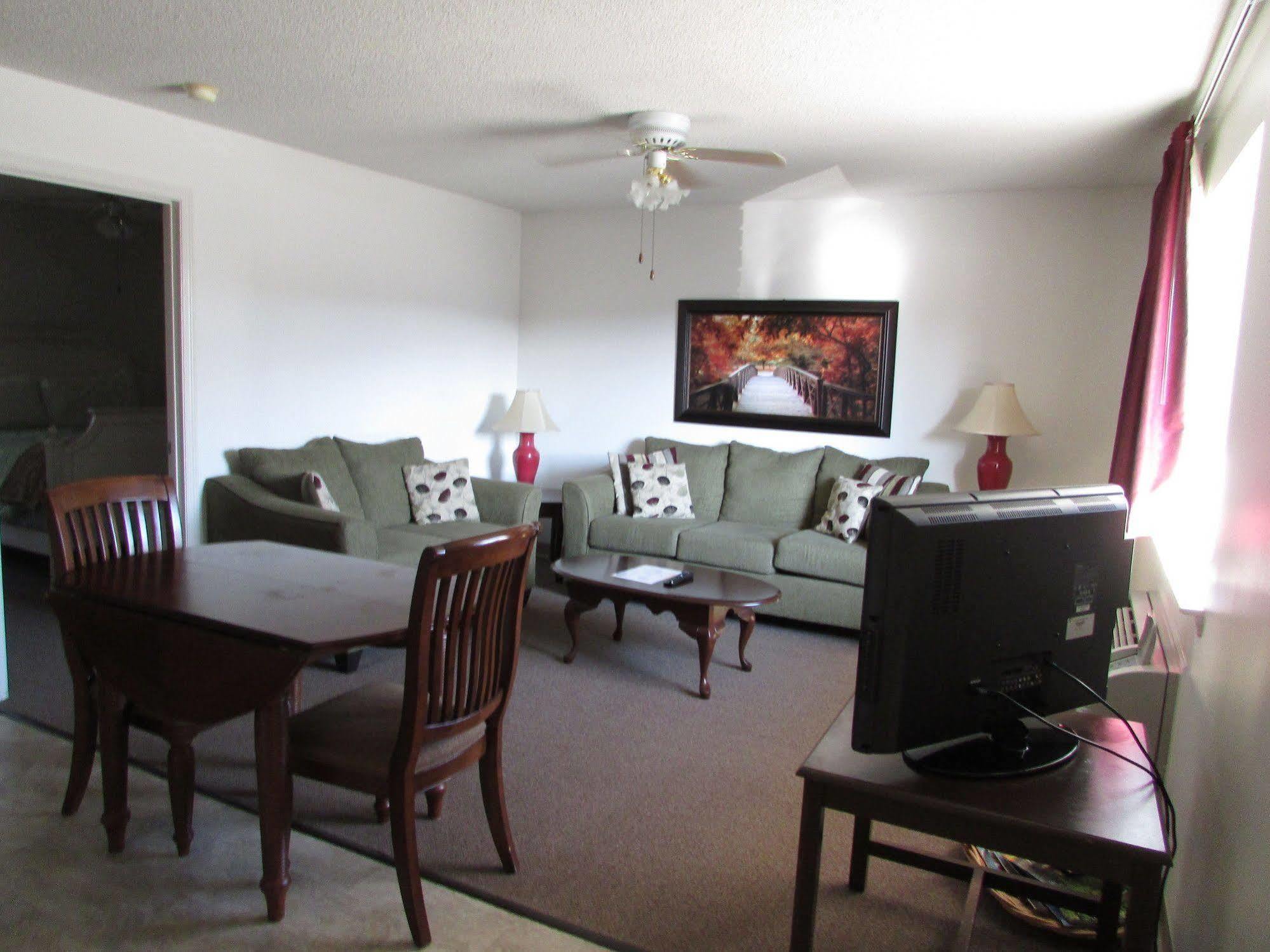 Douglas Inn & Suites, Blue Ridge, Ga Exteriör bild