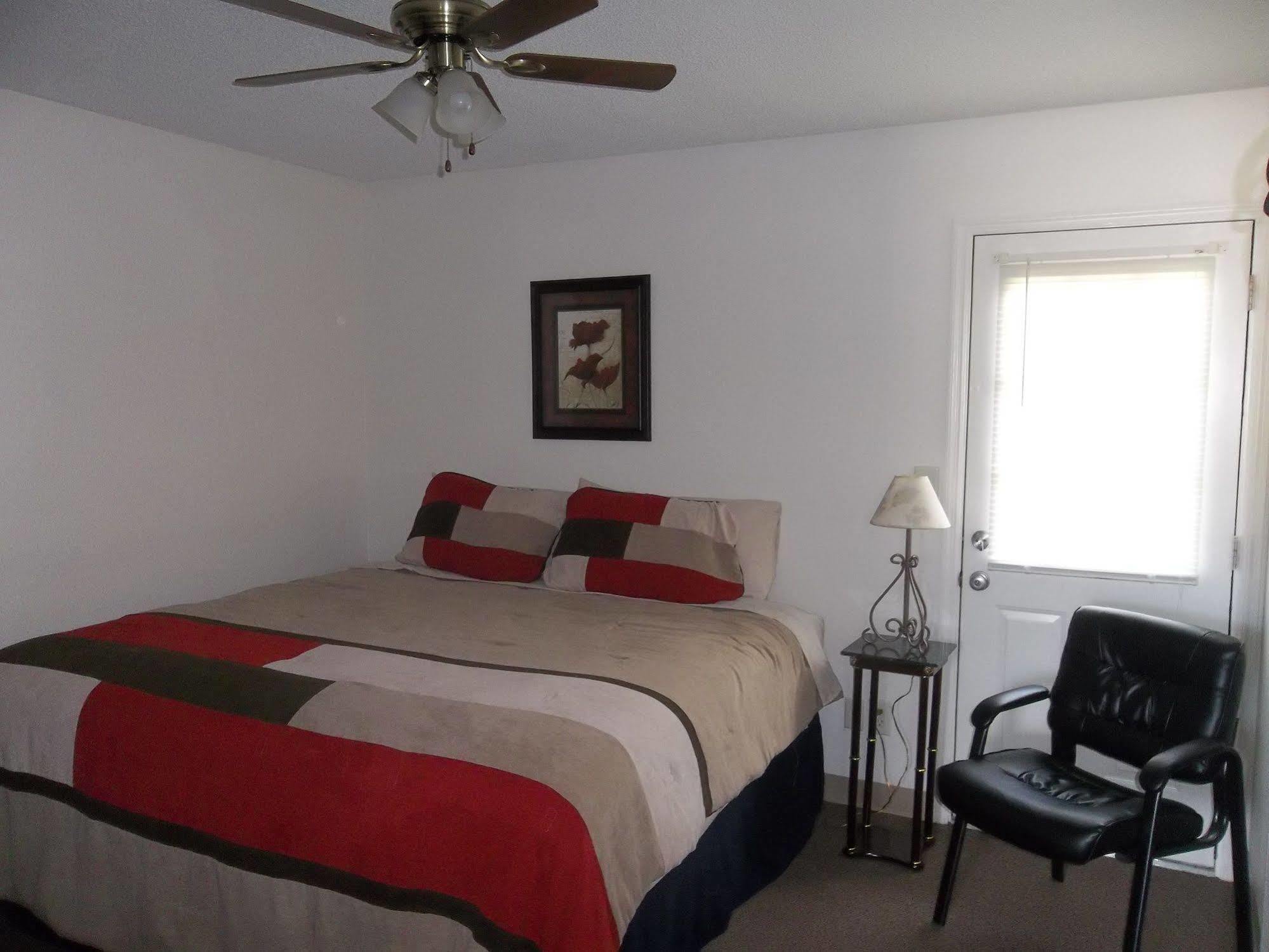 Douglas Inn & Suites, Blue Ridge, Ga Exteriör bild
