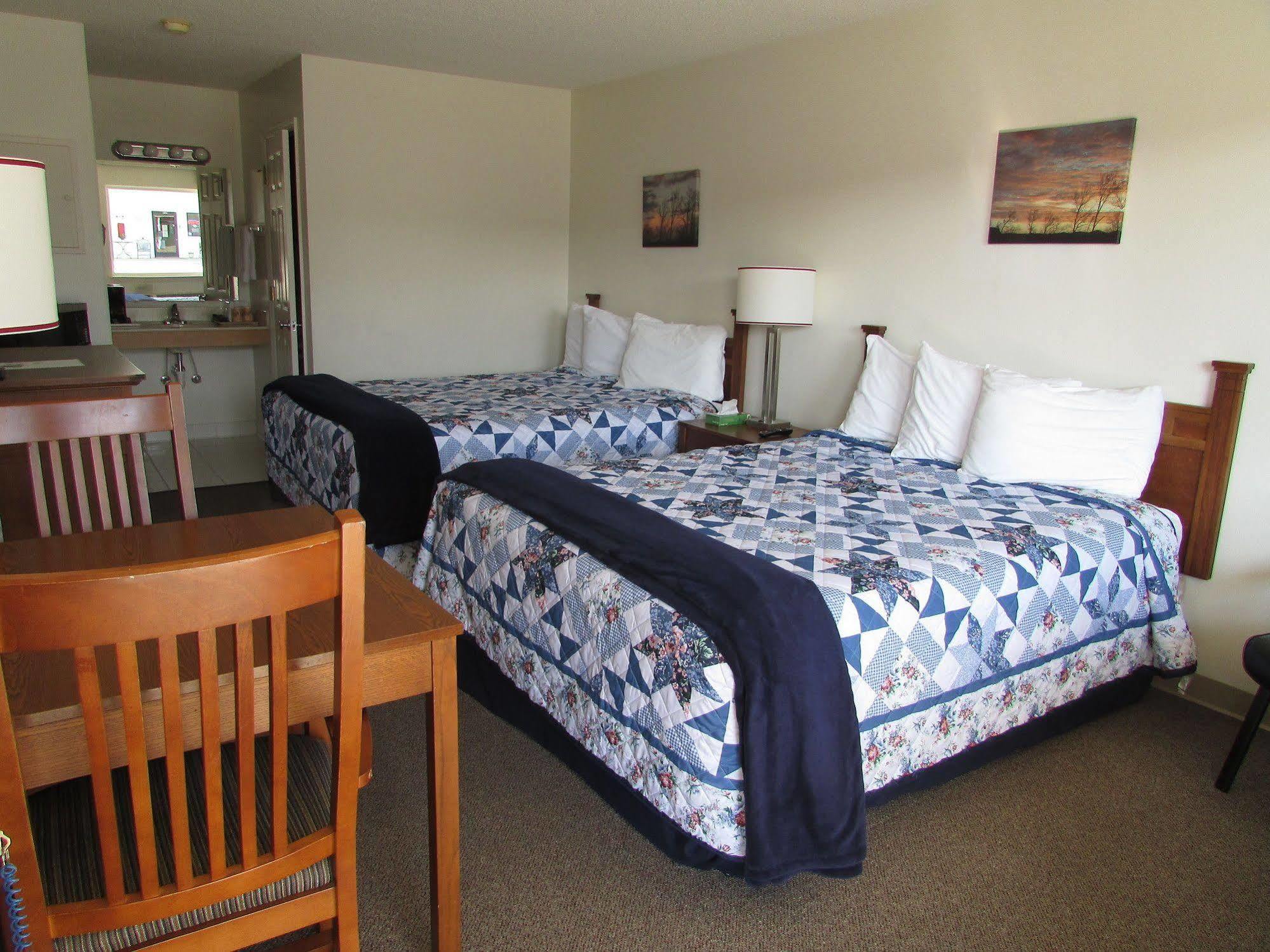 Douglas Inn & Suites, Blue Ridge, Ga Exteriör bild