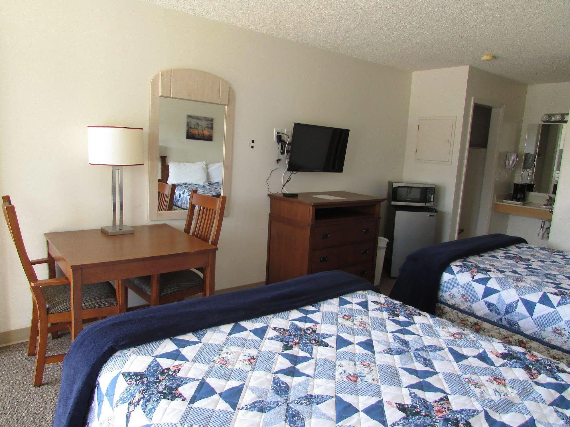 Douglas Inn & Suites, Blue Ridge, Ga Exteriör bild
